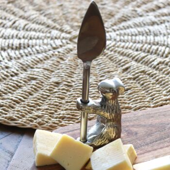 Cheese Knife with Standing Guard Mouse Holder